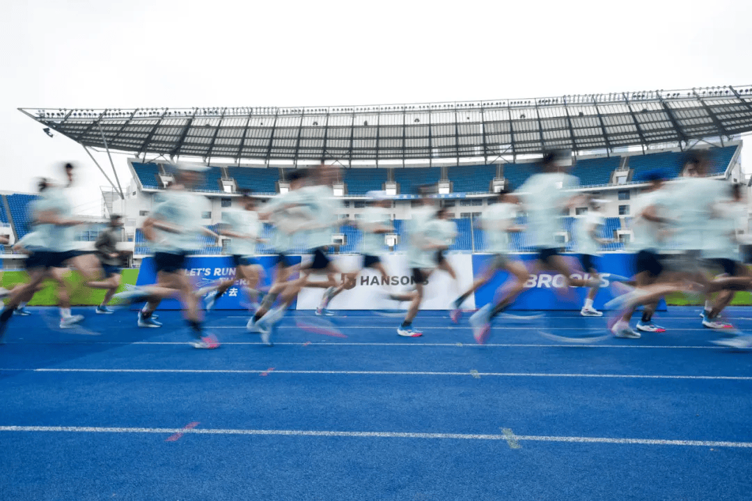 ks布鲁克斯以龙卷风之势搅动风云Bsports必一体育Broo(图5)