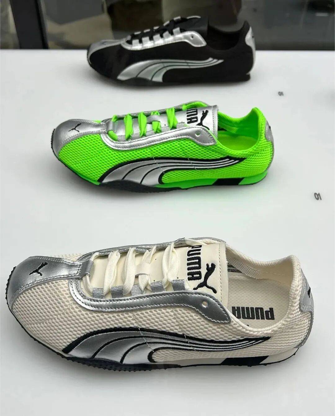 开启:从单一款式到联名竞赛b体育必一运动薄底鞋 20(图9) 开启:从单一款式到联名竞赛b体育必一运动薄底鞋 20(图9)